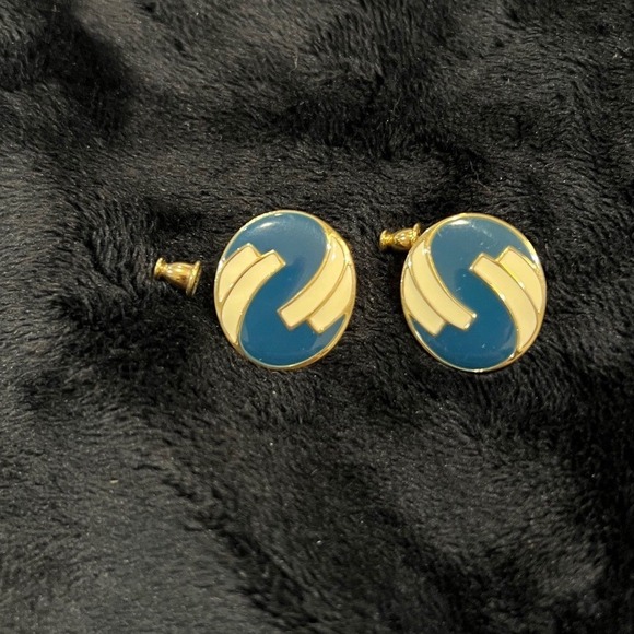 Jewelry - Vintage Monet Gold Tone Cream & Blue Enamel Post Earrings - 3/4 inch
